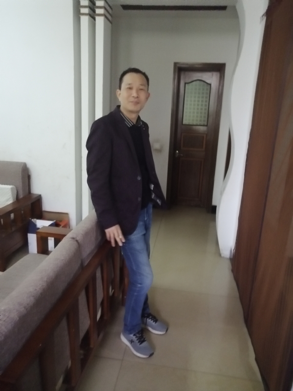 相亲相爱的第二张照片--济南相亲服务中心