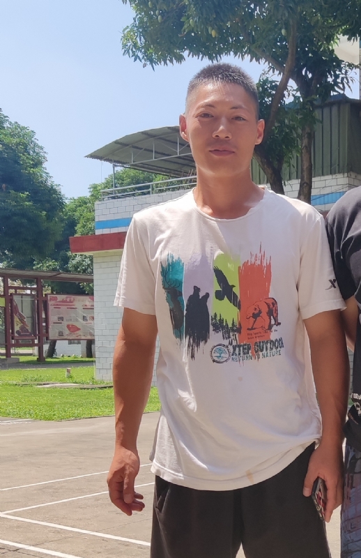 孤鹰的第一张照片--济南相亲服务中心