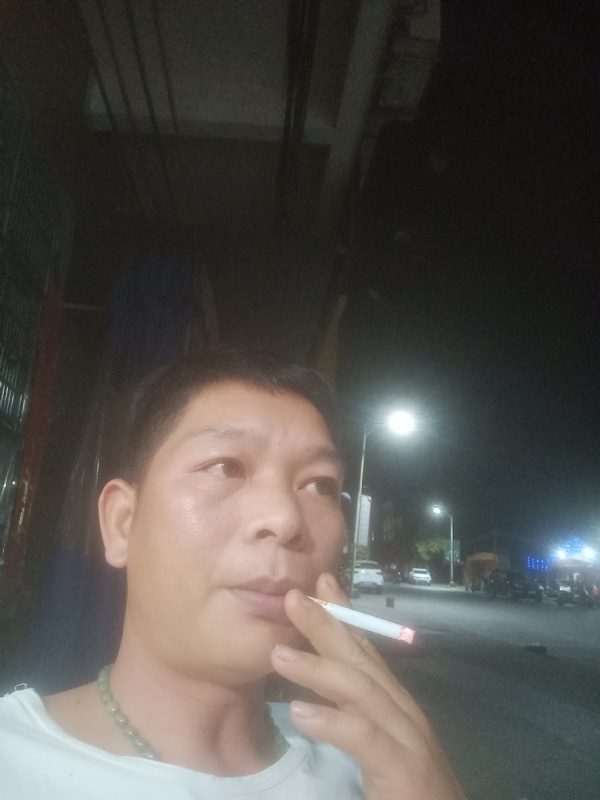 善解人意的第二张照片--济南相亲服务中心