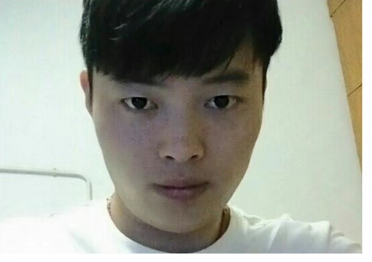 小张哥哥的第一张照片--济南相亲服务中心