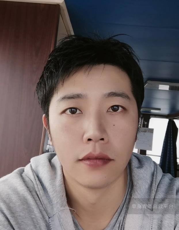 不太帅的男人的第一张照片--济南相亲服务中心