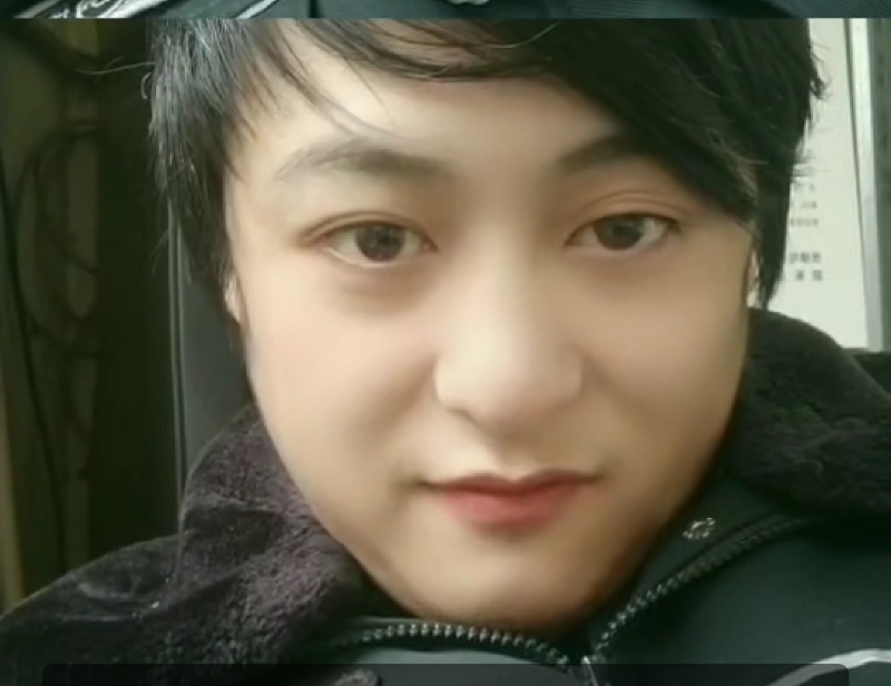 小玮的第一张照片--济南相亲服务中心