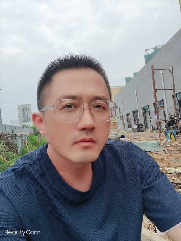清风烈酒的第二张照片--济南相亲服务中心