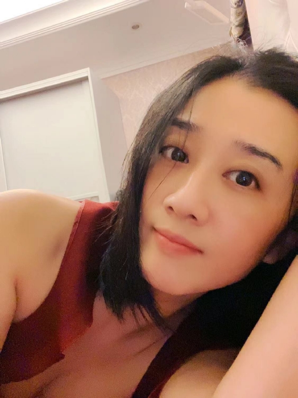 HongYu的第一张照片--济南相亲服务中心