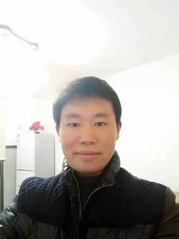 擎天柱的第二张照片--济南相亲服务中心