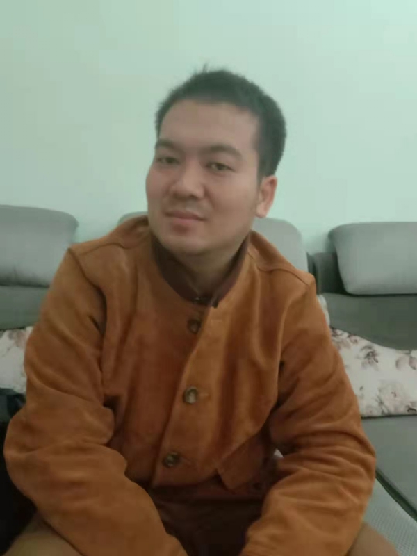 艺民的第一张照片--济南相亲服务中心