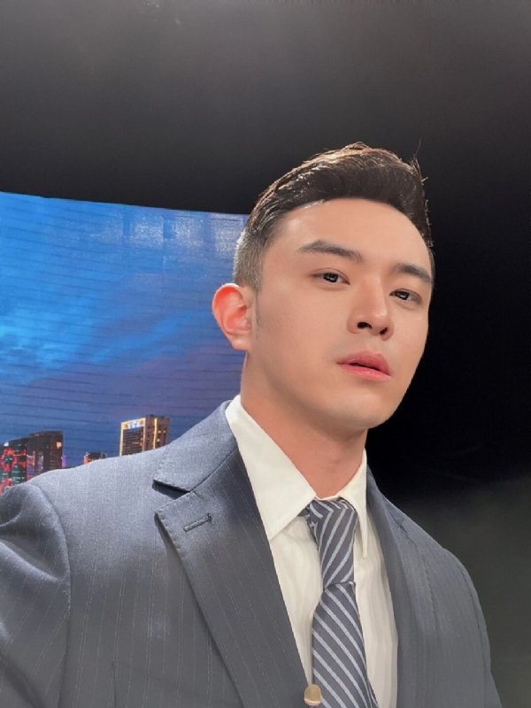 韩哥的第二张照片--济南相亲服务中心
