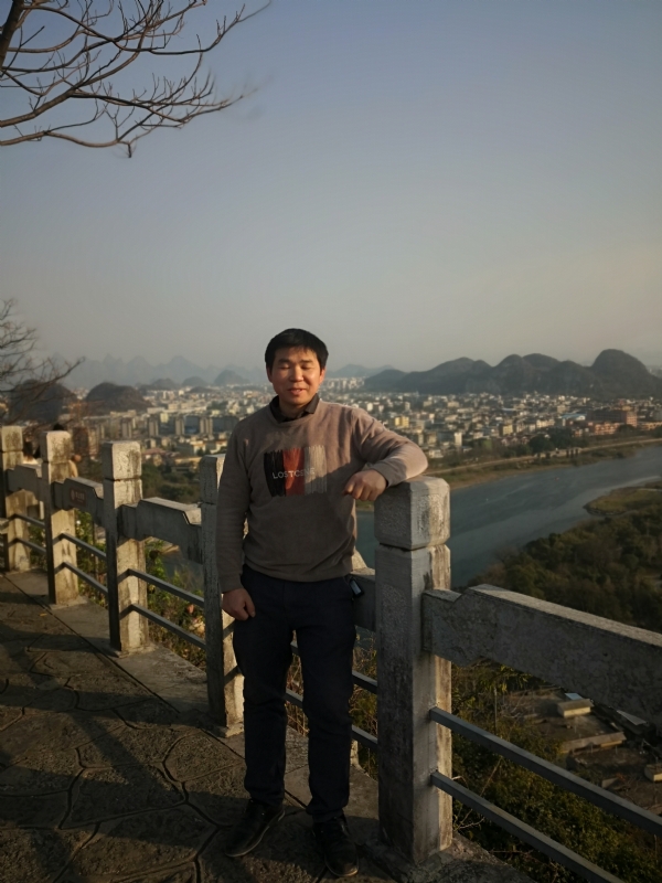 漓江之上的第三张照片--济南相亲服务中心