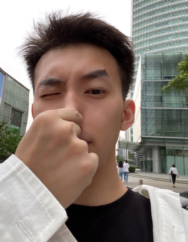 绝世大冤种的第四张照片--济南相亲服务中心