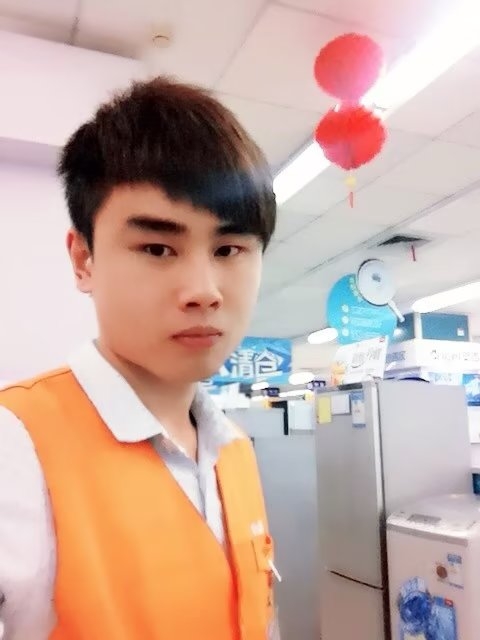 罗自强的第一张照片--济南相亲服务中心