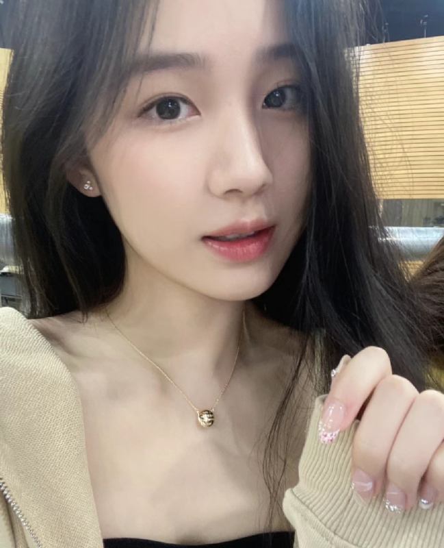 琪琪的第一张照片--济南相亲服务中心