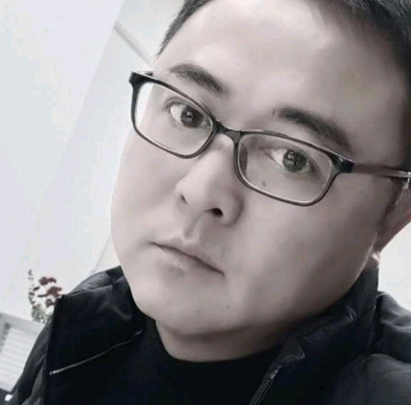 小石头的第一张照片--济南相亲服务中心