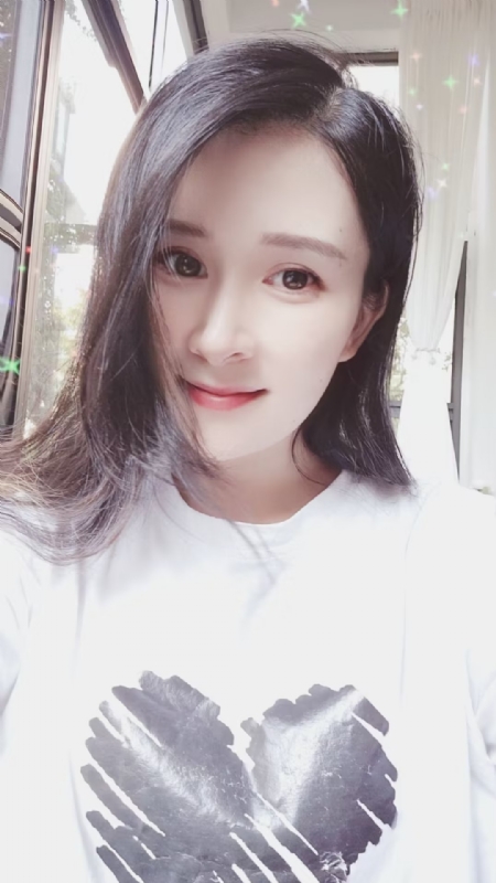 晨曦的第二张照片--济南相亲服务中心
