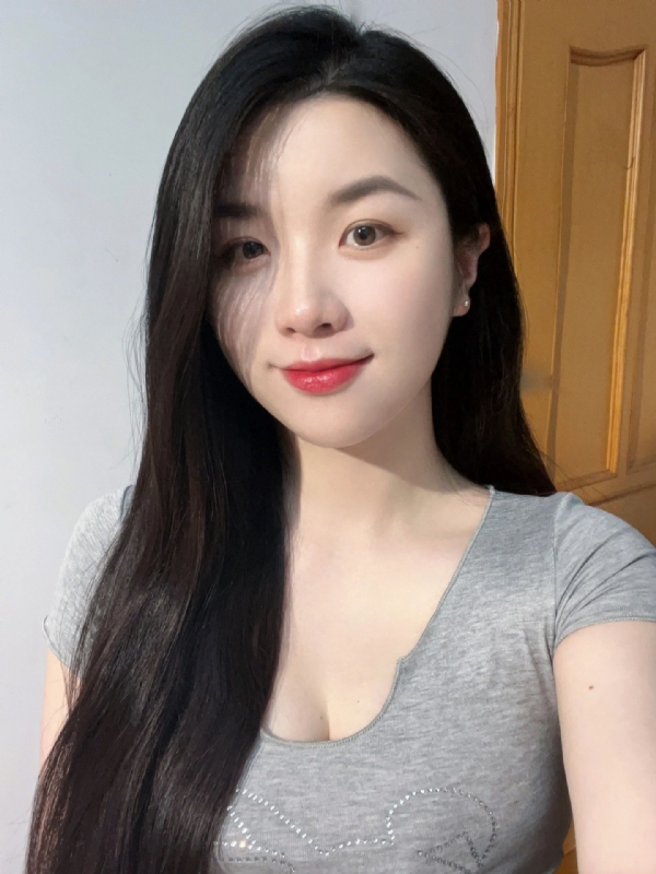 乔乔在寻爱的第一张照片--济南相亲服务中心
