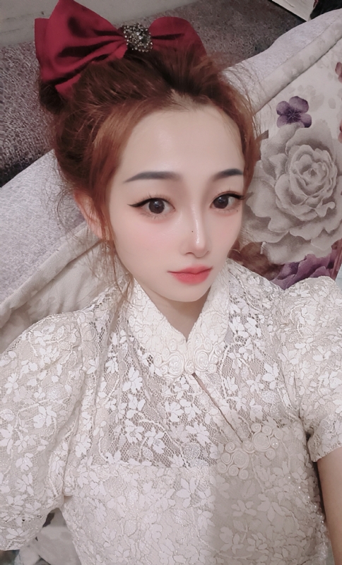 有缘千里来相会的第一张照片--济南相亲服务中心
