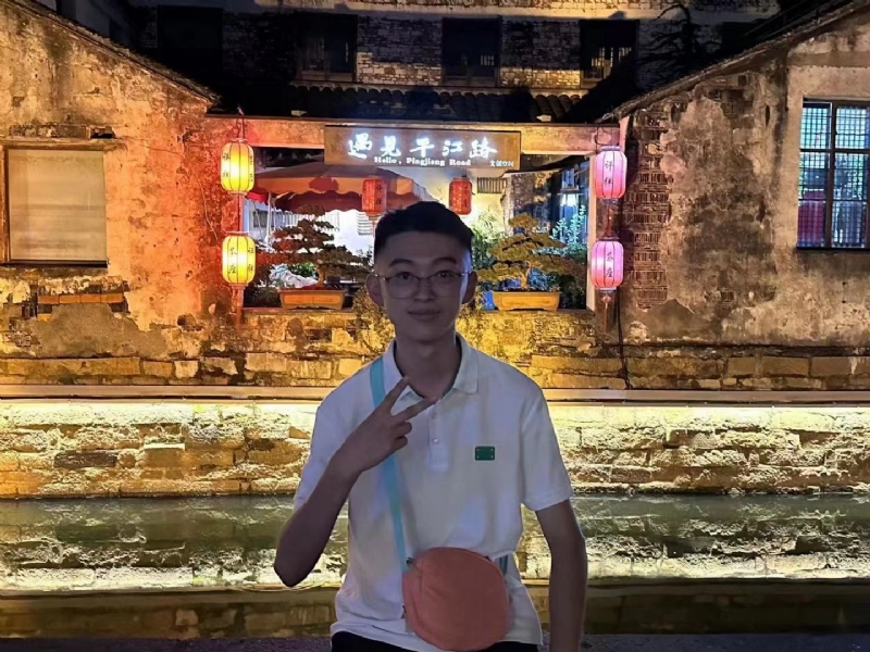 李四的第一张照片--济南相亲服务中心