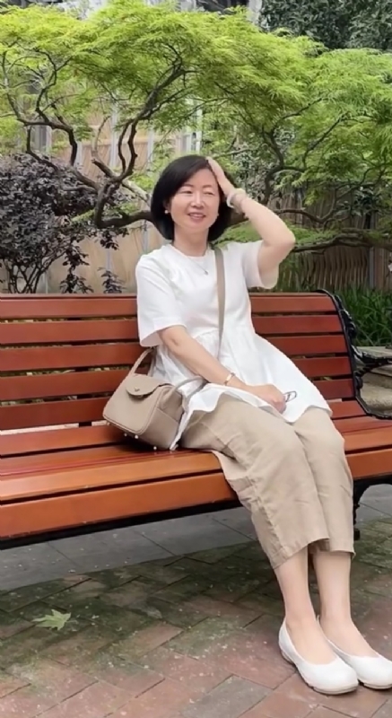 千年老母猪的第三张照片--济南相亲服务中心