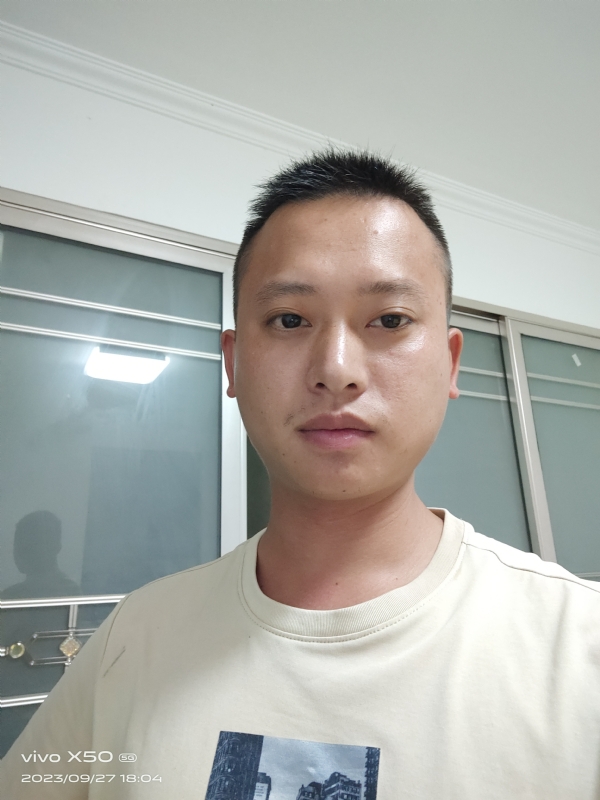 小yan同学的第一张照片--济南相亲服务中心
