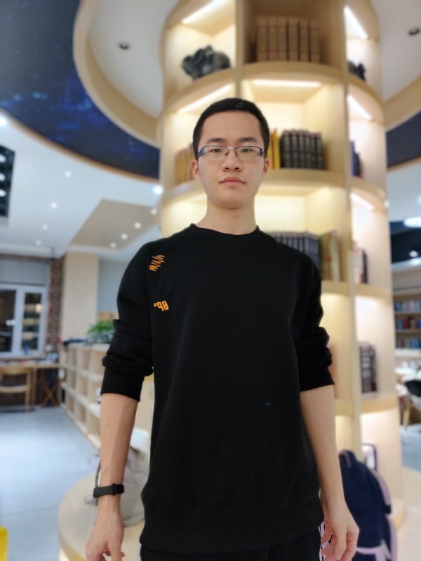 轩墨的第一张照片--济南相亲服务中心
