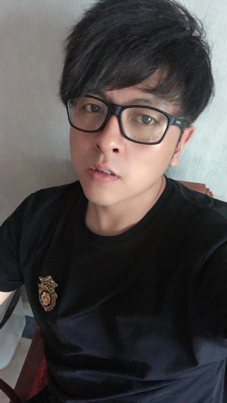 爱你永远不容易的第一张照片--济南相亲服务中心