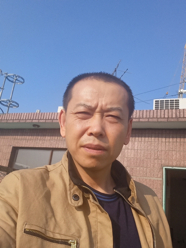 红尘逐浪的第一张照片--济南相亲服务中心