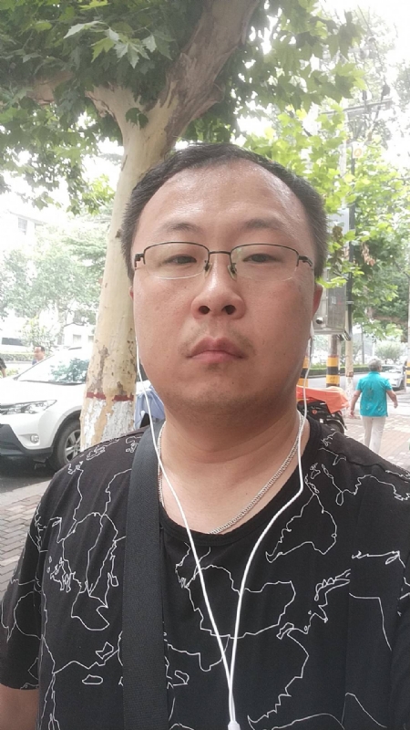 飘逸的星辰的第一张照片--济南相亲服务中心