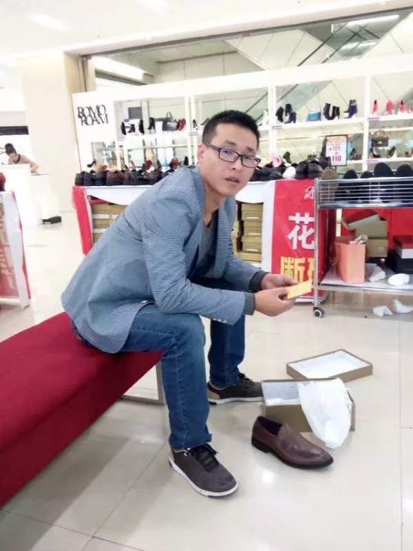 借我你的手的第一张照片--济南相亲服务中心