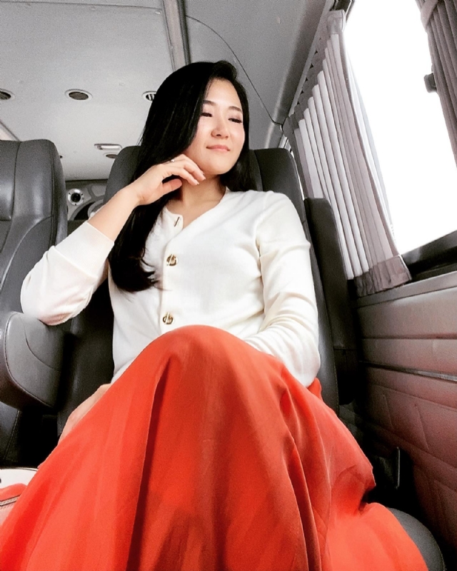 深凝久伴的第一张照片--济南相亲服务中心