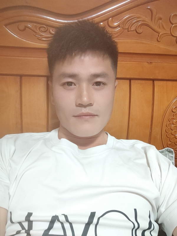 网球罗的第三张照片--济南相亲服务中心