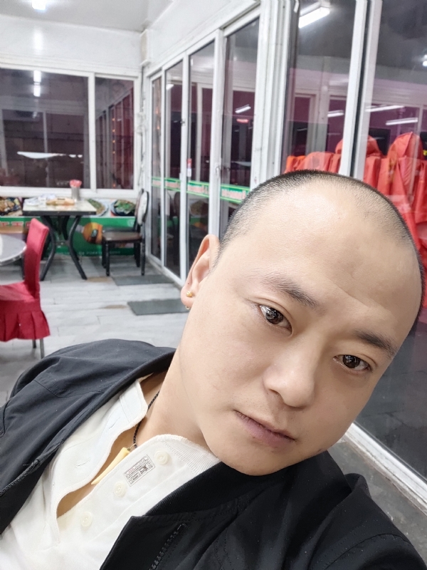 大连相亲的第一张照片--济南相亲服务中心