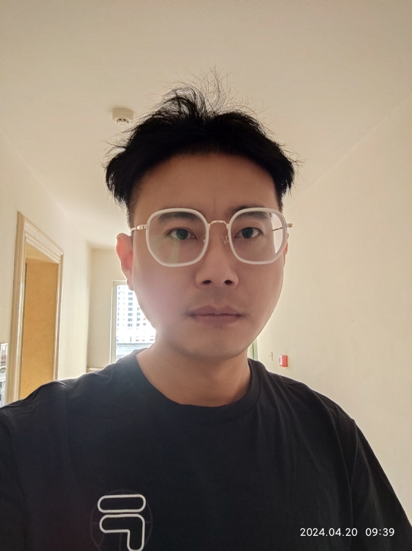 信带小李的第一张照片--济南相亲服务中心