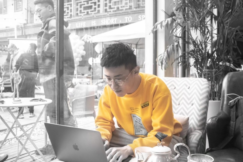 柒雅的第一张照片--济南相亲服务中心