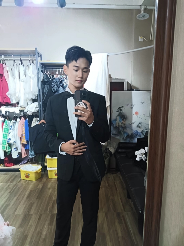 李梓宇的第一张照片--济南相亲服务中心