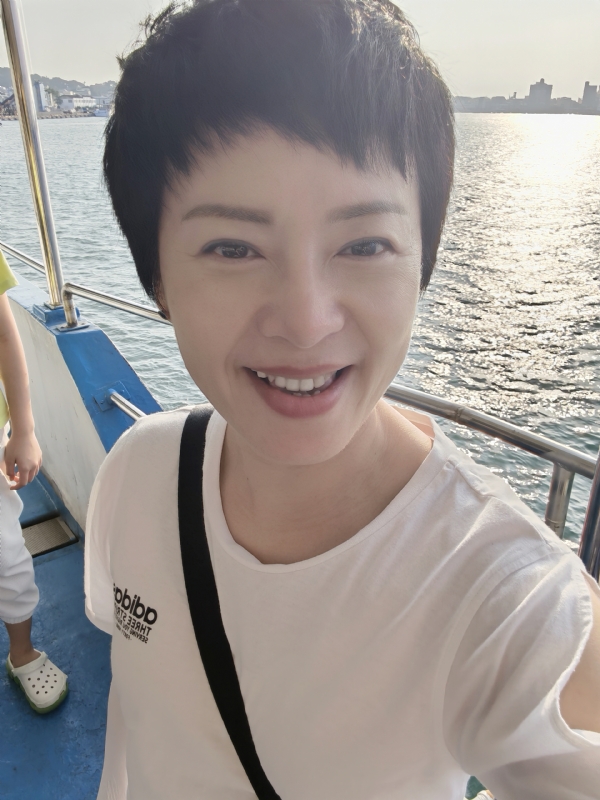 Tina的第一张照片--济南相亲服务中心
