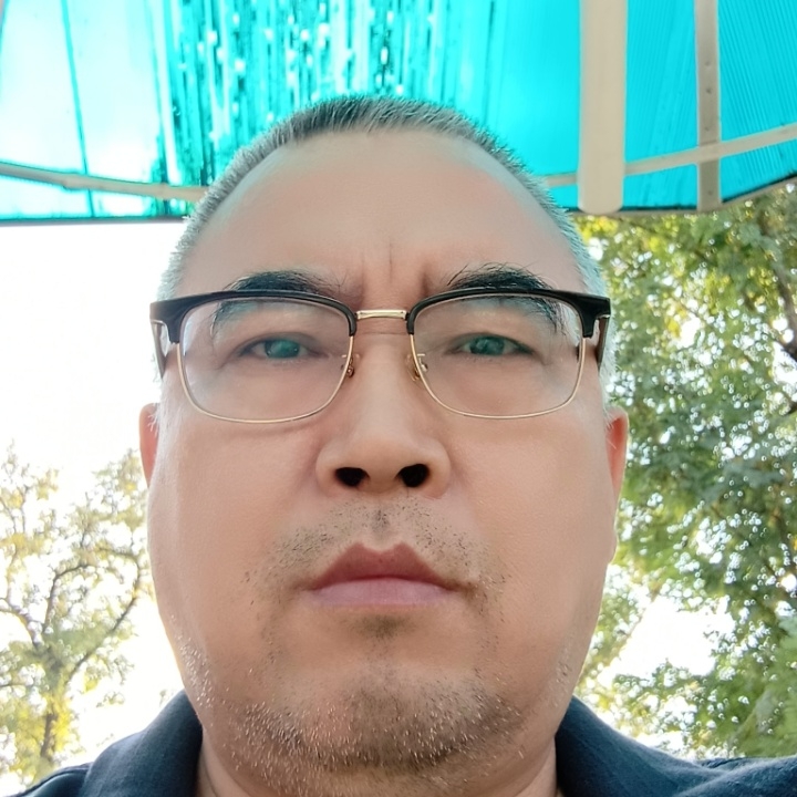 绿萝的第一张照片--济南相亲服务中心