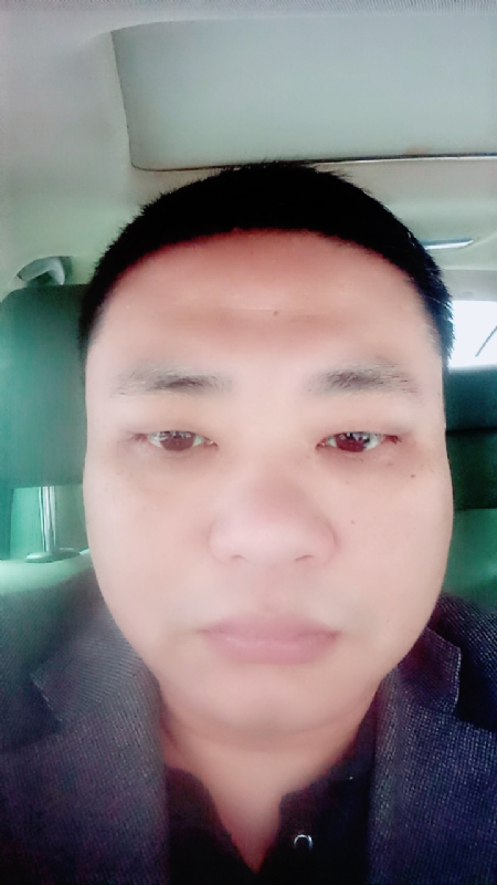 向日葵的第一张照片--济南相亲服务中心