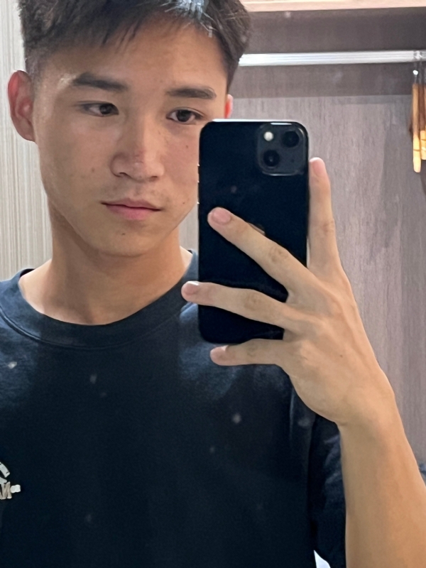 画家的第二张照片--济南相亲服务中心