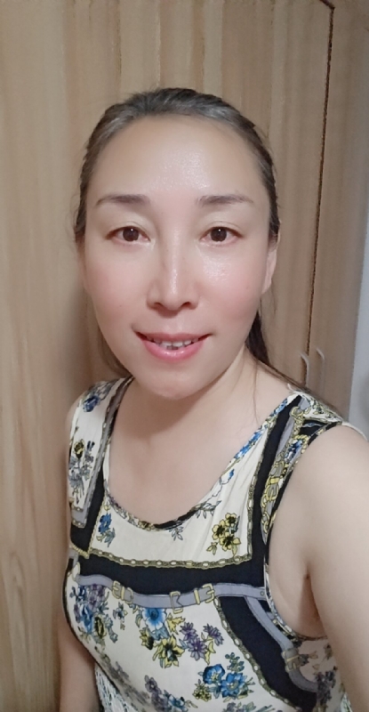 晓琴的第一张照片--济南相亲服务中心