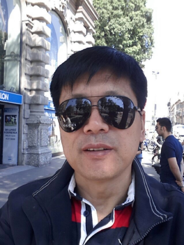 春风的第一张照片--济南相亲服务中心