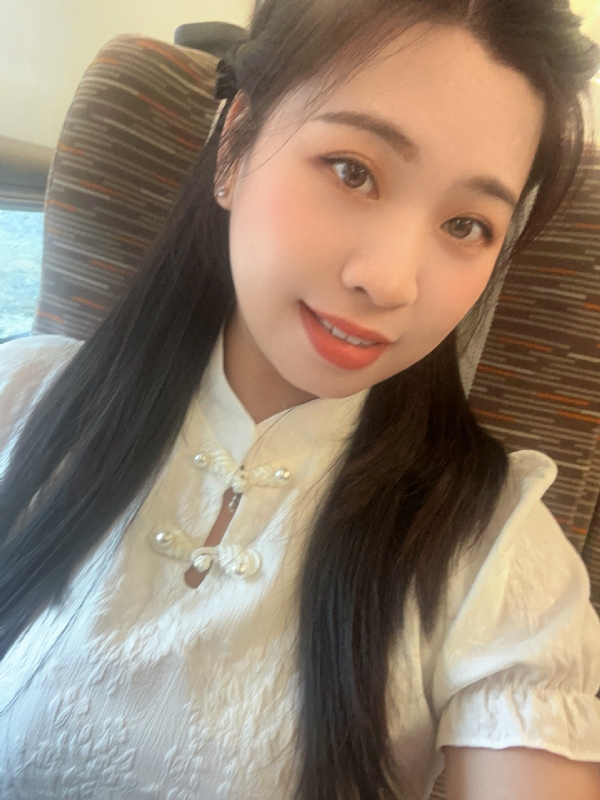 Lin的第三张照片--济南相亲服务中心