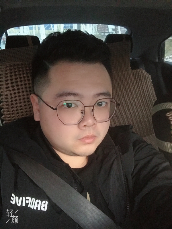 欢笑的第一张照片--济南相亲服务中心