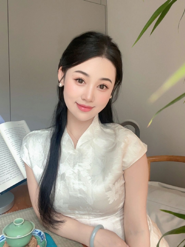 小慧的第一张照片--济南相亲服务中心