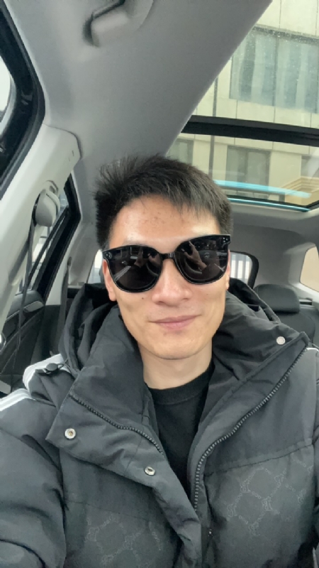 男孩的第一张照片--济南相亲服务中心