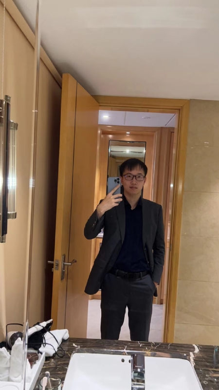 熊先生的第一张照片--济南相亲服务中心
