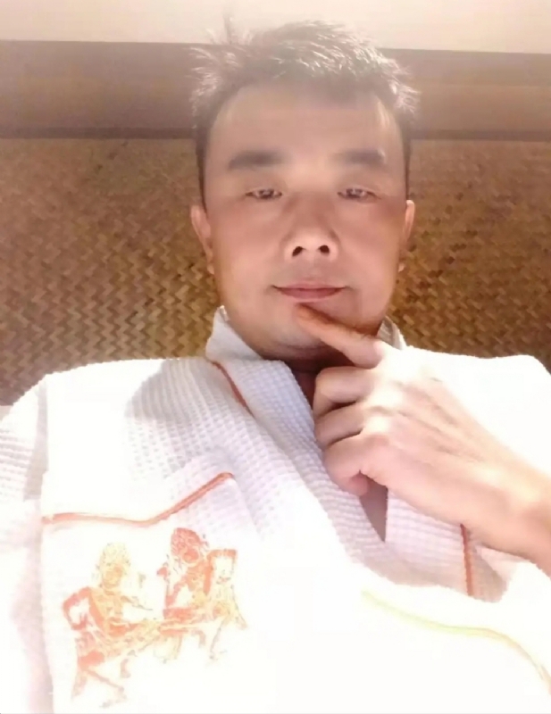 青锋的第一张照片--济南相亲服务中心