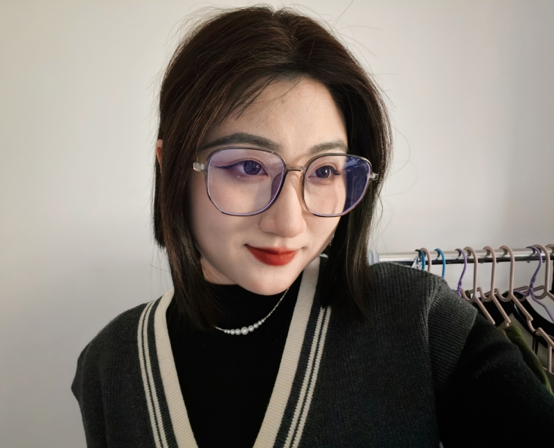 Helen的第一张照片--济南相亲服务中心