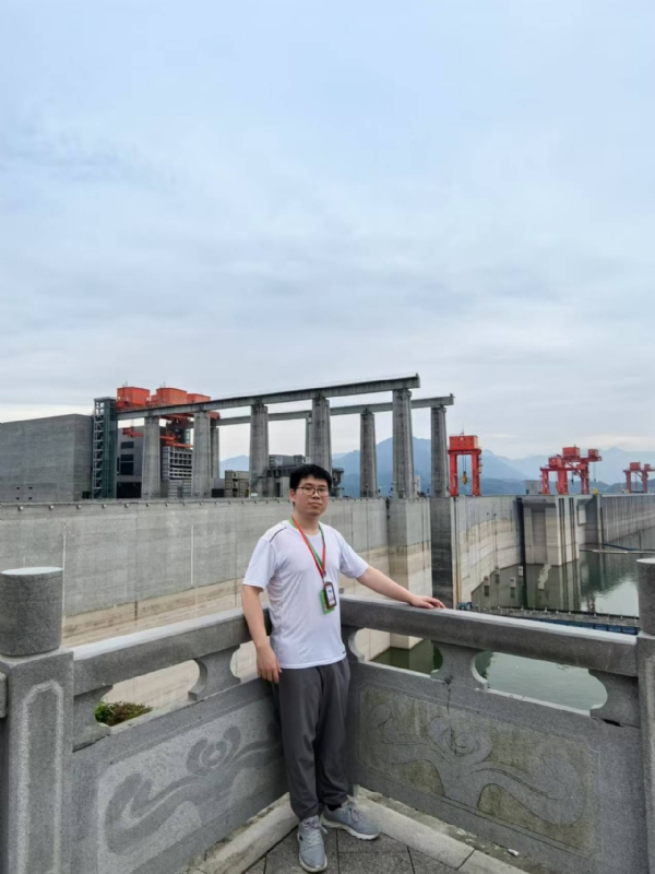 xhfsx的第一张照片--济南相亲服务中心