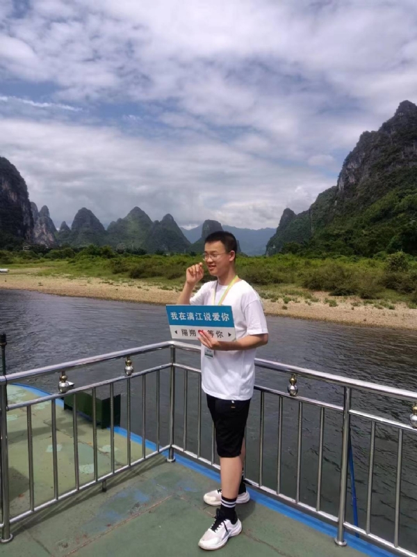 决胜时刻的第三张照片--济南相亲服务中心