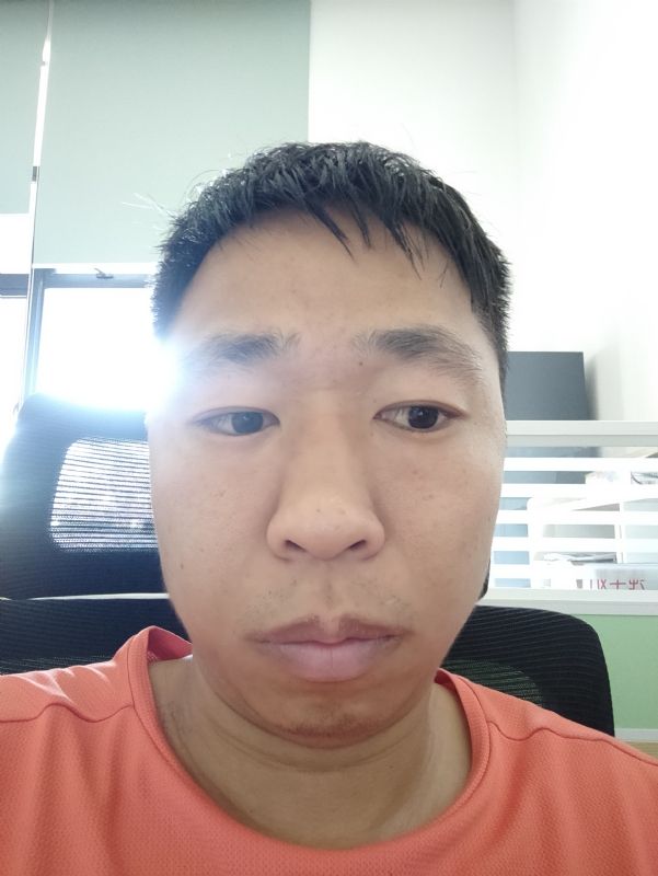 龚先生的第一张照片--济南相亲服务中心