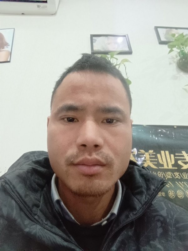 liuliyong的第一张照片--济南相亲服务中心
